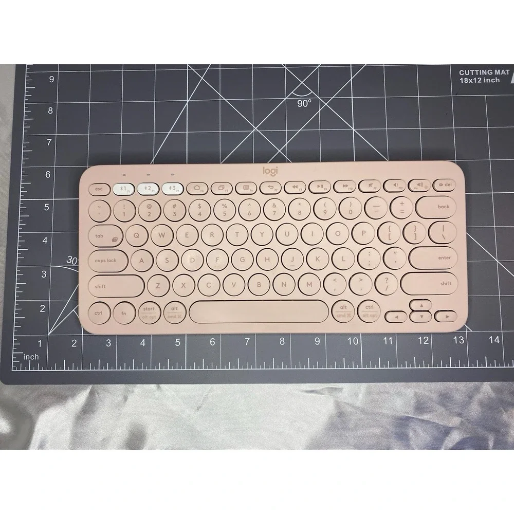 Logitech K380 Pink Wireless Bluetooth Keyboard Smart Lightweight Tested/working